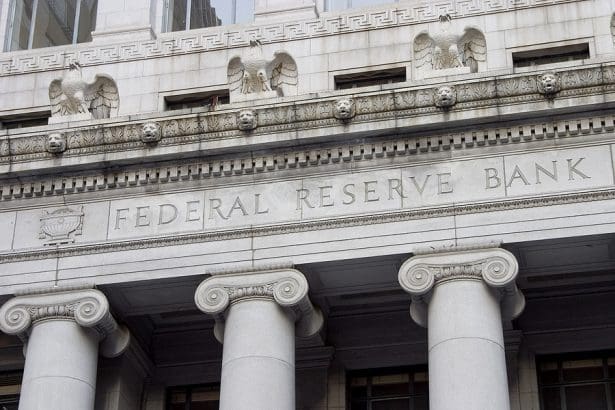Is Bipartisan Leadership Possible? Federal Reserve Scrutinized