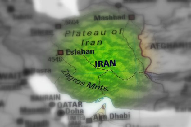 US Strikes Hit Iran for 7th Straight Night: Strait of Hormuz Blockade Escalates