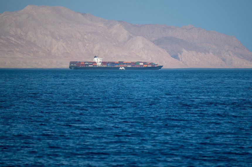 US-Iran War Escalates: Strikes Resume as Oil Hits $90